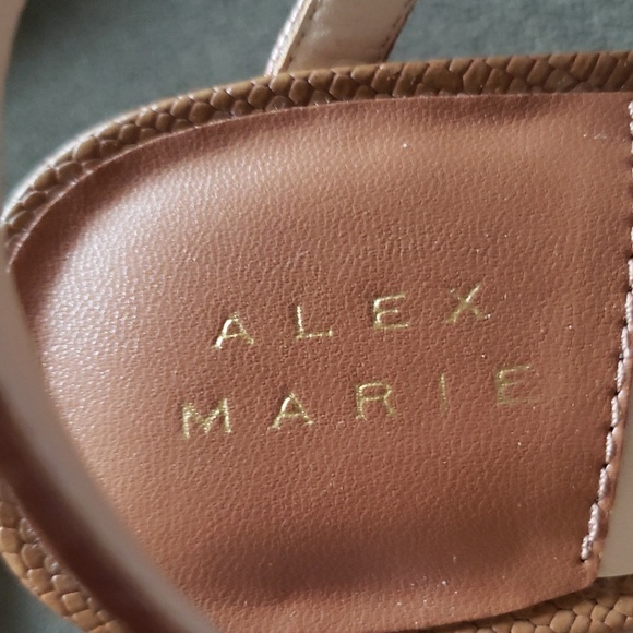 Wedge 10 Tan Cocktail Holiday Leather Chic Events Career Vacation Sandals - Picture 7 of 8